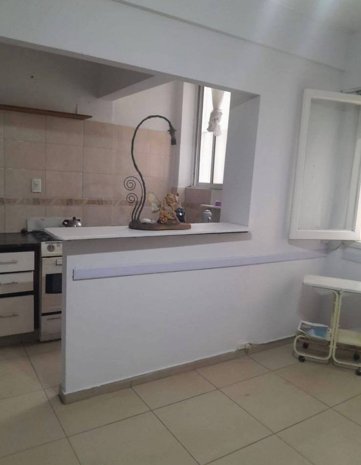 DEPARTAMENTO DOS AMBIENTES CONTRAFRENTE .LA PERLA APTO CREDITO