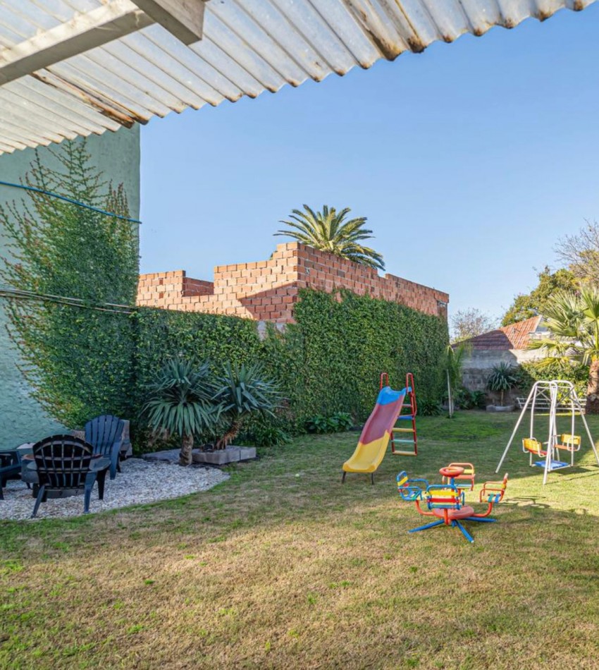 CASA 3 AMBIENTES TOTALMENTE RECICLADA.BARRIO 9 DE JULIO