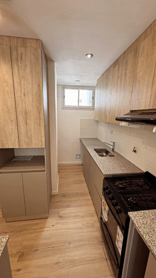 DEPARTAMENTO 3 AMBIENTES A LA CALLE RECICLADO.LA PERLA