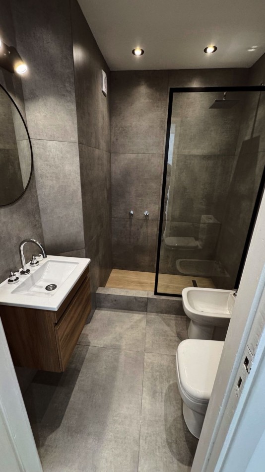 DEPARTAMENTO 3 AMBIENTES A LA CALLE RECICLADO.LA PERLA