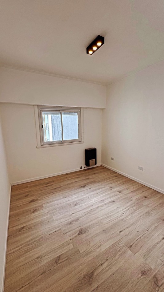 DEPARTAMENTO 3 AMBIENTES A LA CALLE RECICLADO.LA PERLA