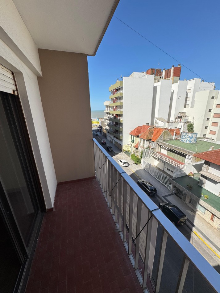 MONOAMBIENTE A LA CALLE ZONA LA PERLA APTO CREDITO.