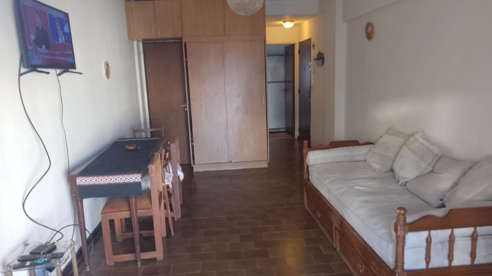 MONOAMBIENTE A LA CALLE ZONA LA PERLA APTO CREDITO.