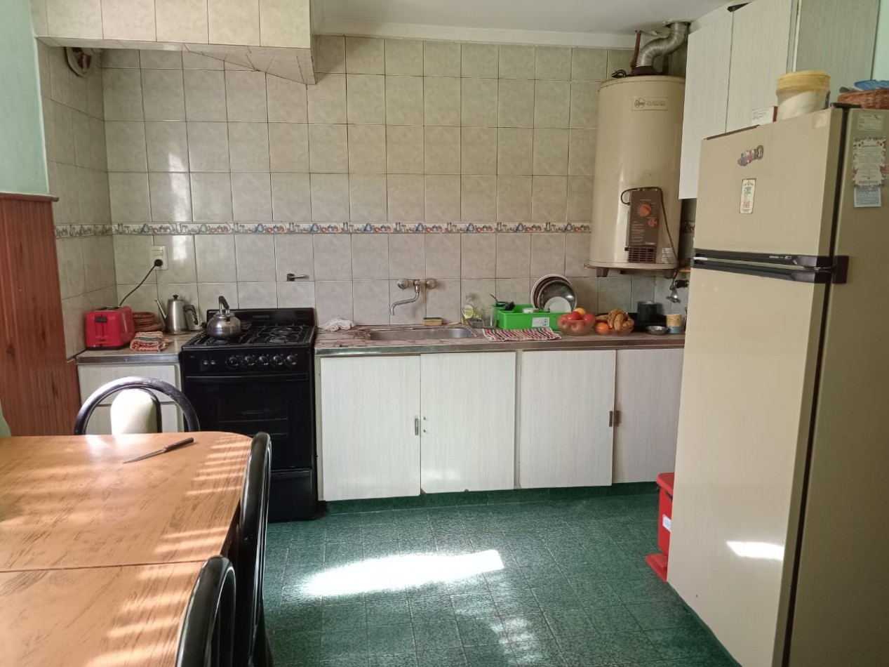 CASA 4 AMBIENTES MAS DEPARTAMENTO - LOS PINARES