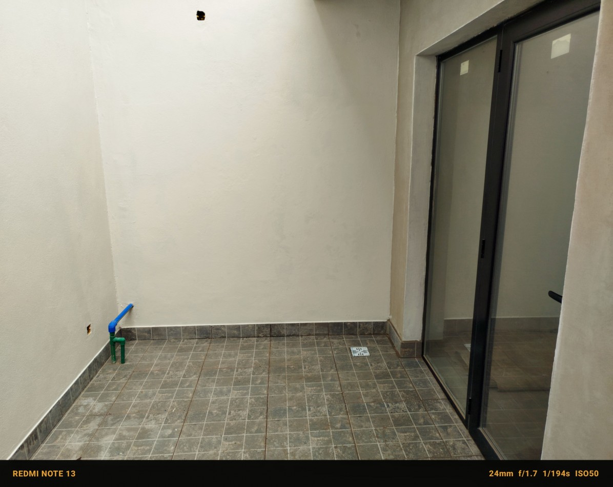 Venta en block dos ph 2 ambientes + local