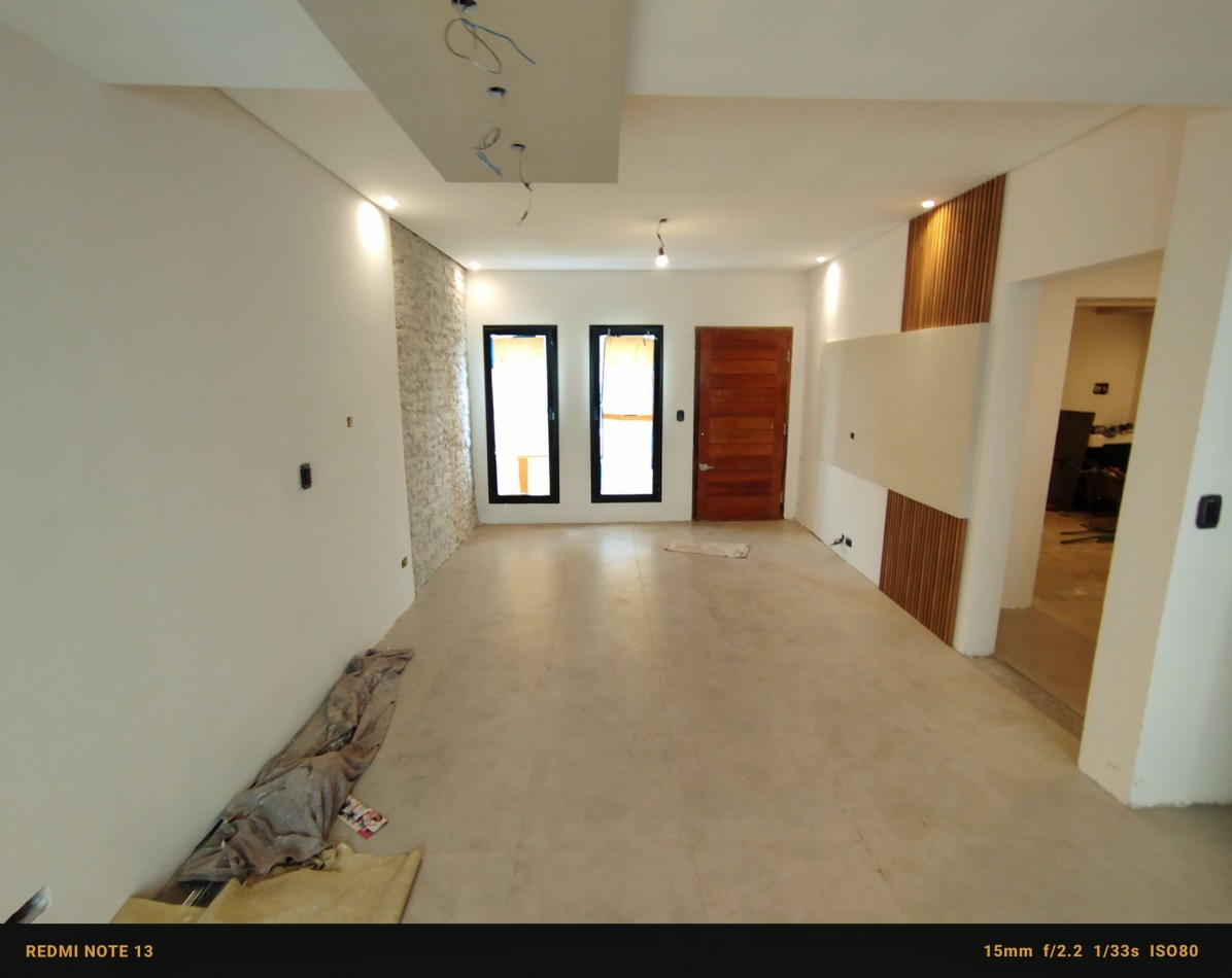 Venta en block dos ph 2 ambientes + local