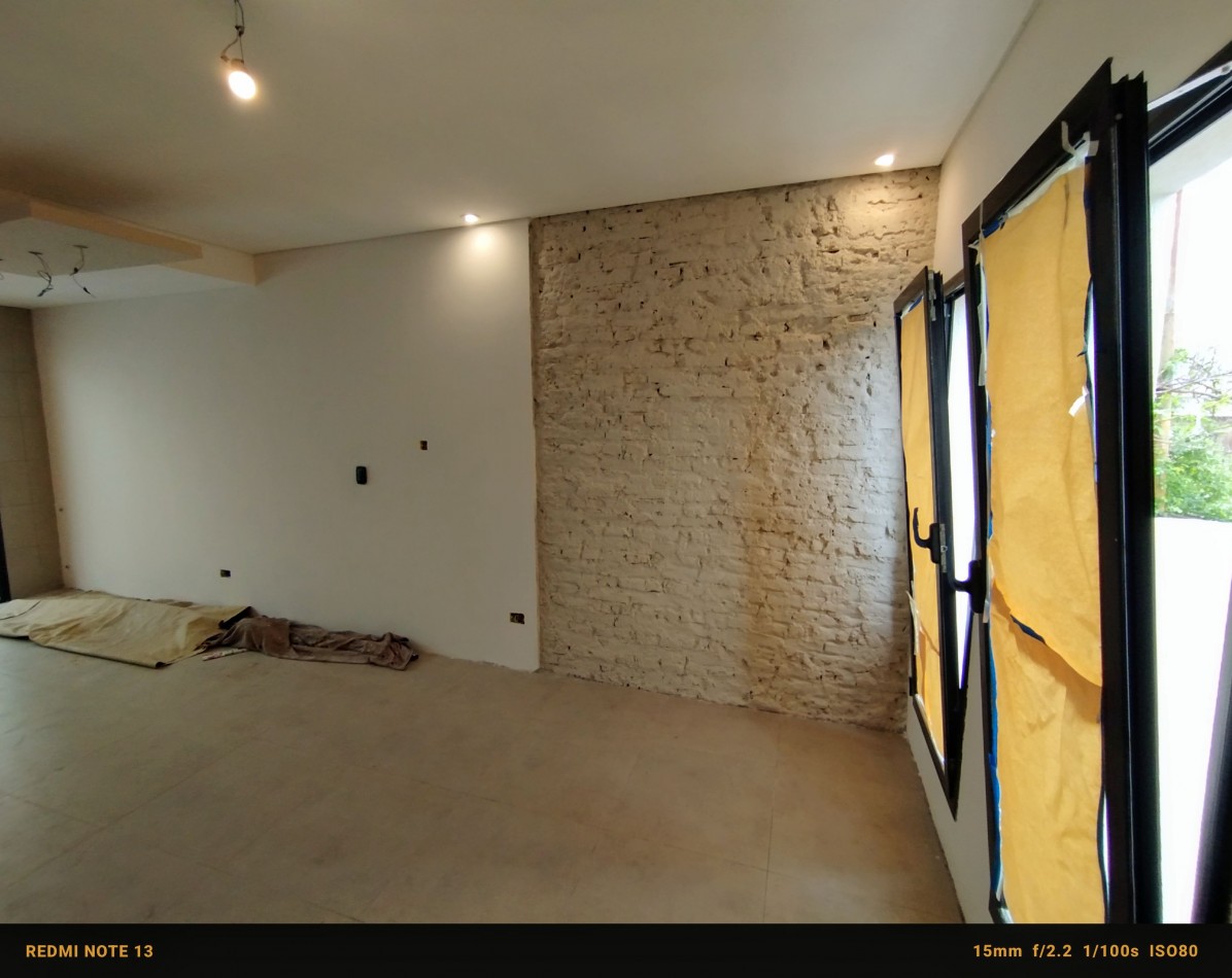 Venta en block dos ph 2 ambientes + local