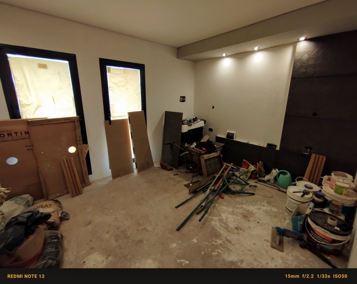 Venta en block dos ph 2 ambientes + local