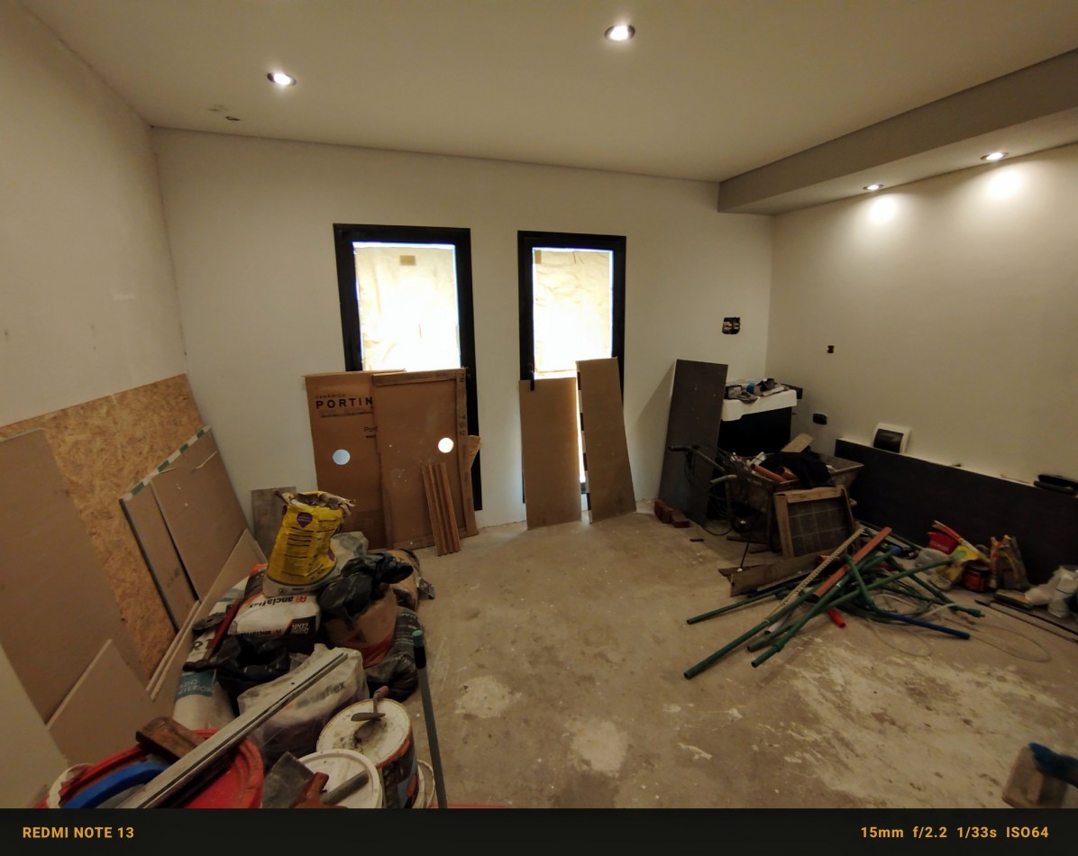 Venta en block dos ph 2 ambientes + local