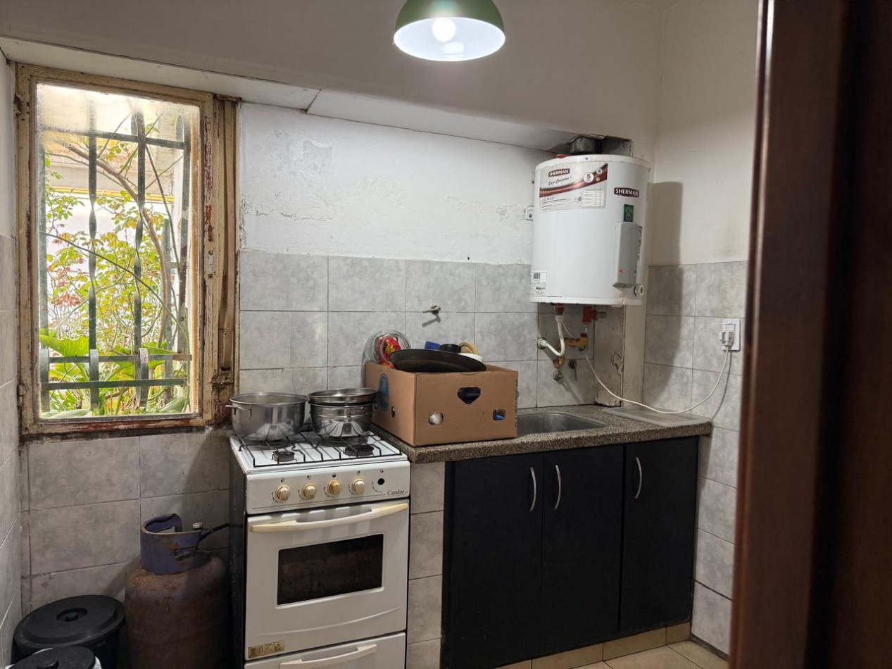 PH EN SAN EDUARDO DE CHAPADMALAL ESTADO ORIGINAL CON COCHERA Y BALCON AL FRENTE 