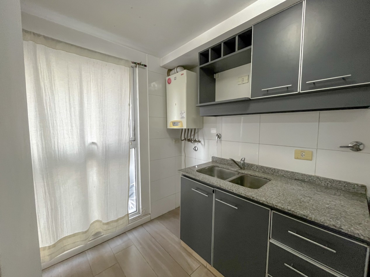 3 Ambientes con cochera, plaza Mitre