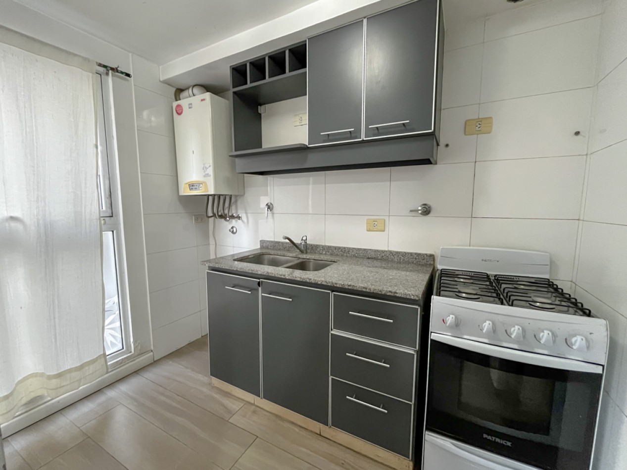 3 Ambientes con cochera, plaza Mitre