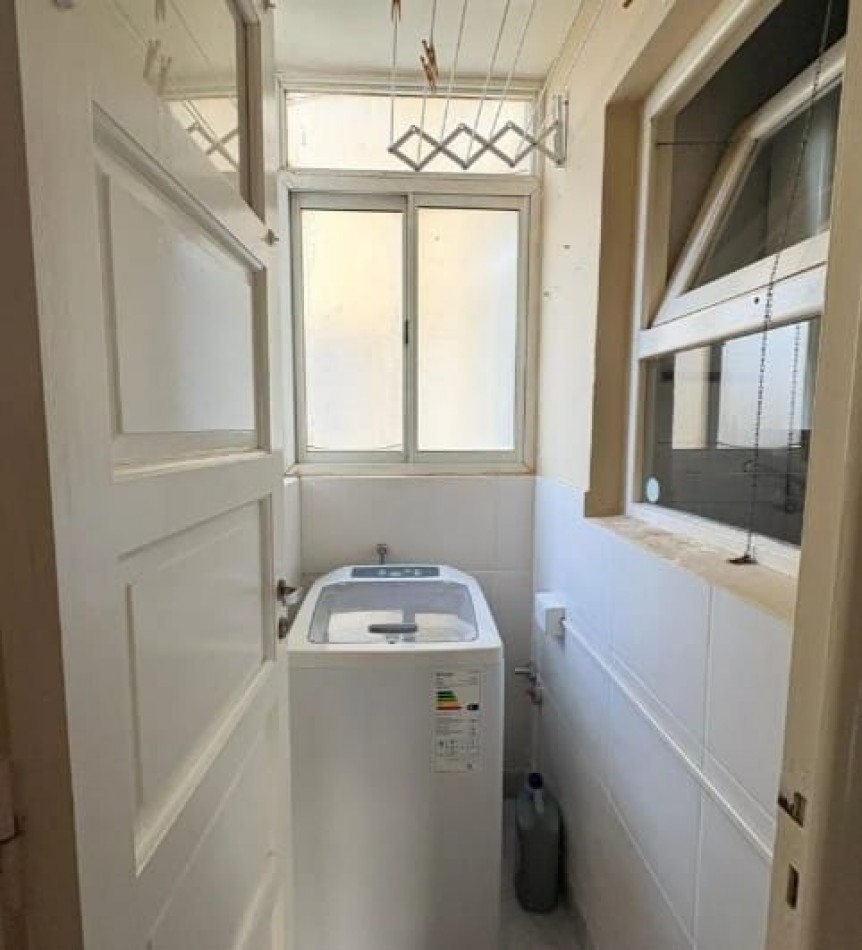 DEPARTAMENTO DOS AMBIENTES A LA CALLE .MIRAMAR