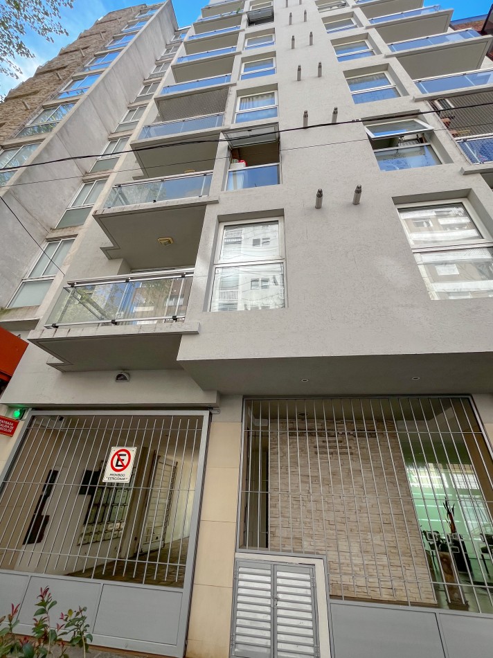 3 Ambientes con cochera, plaza Mitre