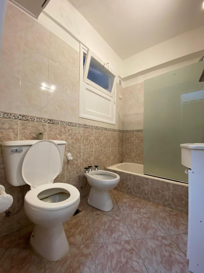 Venta Departamento 2 ambientes con patio