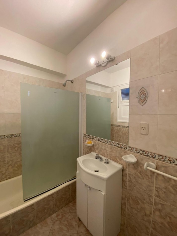 Venta Departamento 2 ambientes con patio