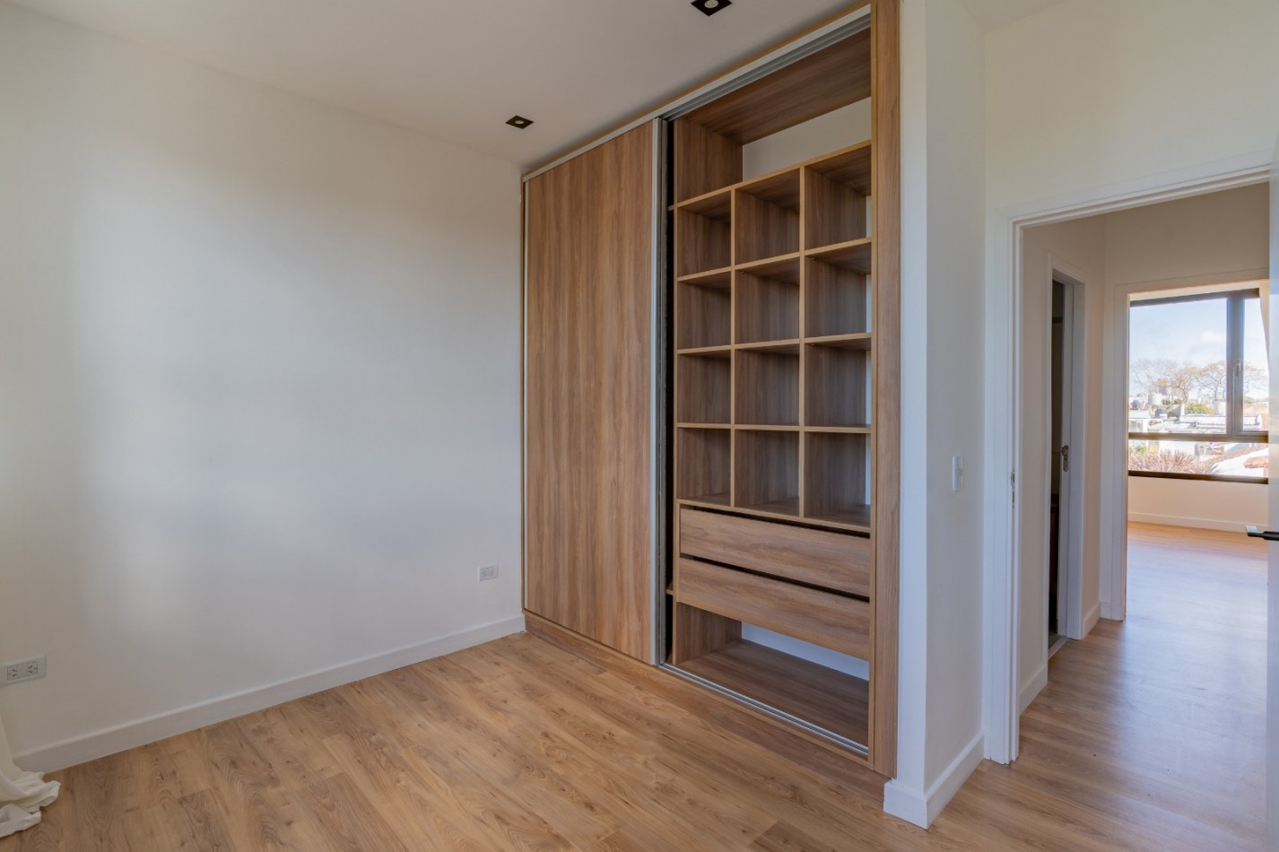  VENTA DEPARTAMENTO PH 3 AMBIENTES AL FRENTE CON COCHERA