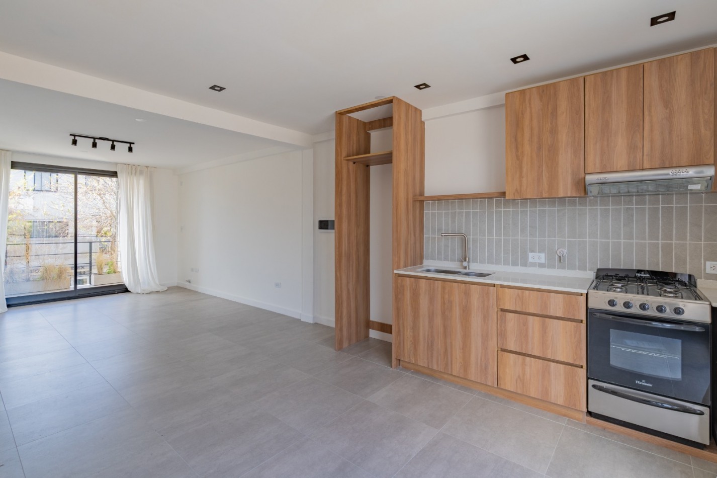  VENTA DEPARTAMENTO PH 3 AMBIENTES AL FRENTE CON COCHERA