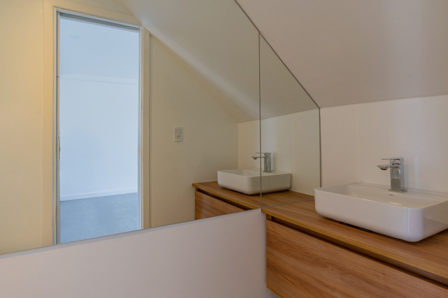  VENTA DEPARTAMENTO PH 3 AMBIENTES AL FRENTE CON COCHERA