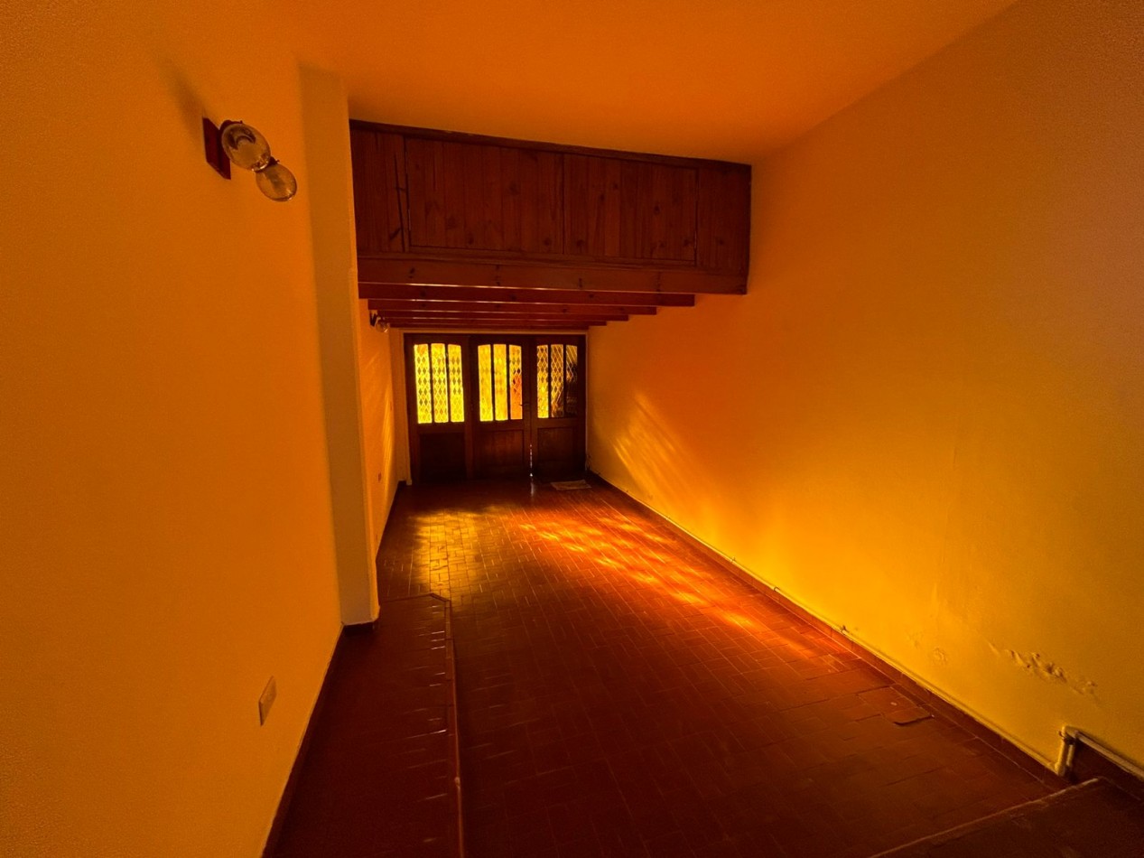 CASA 4 AMBIENTES CON PARQUE .LOS PINARES APTO CREDITO.