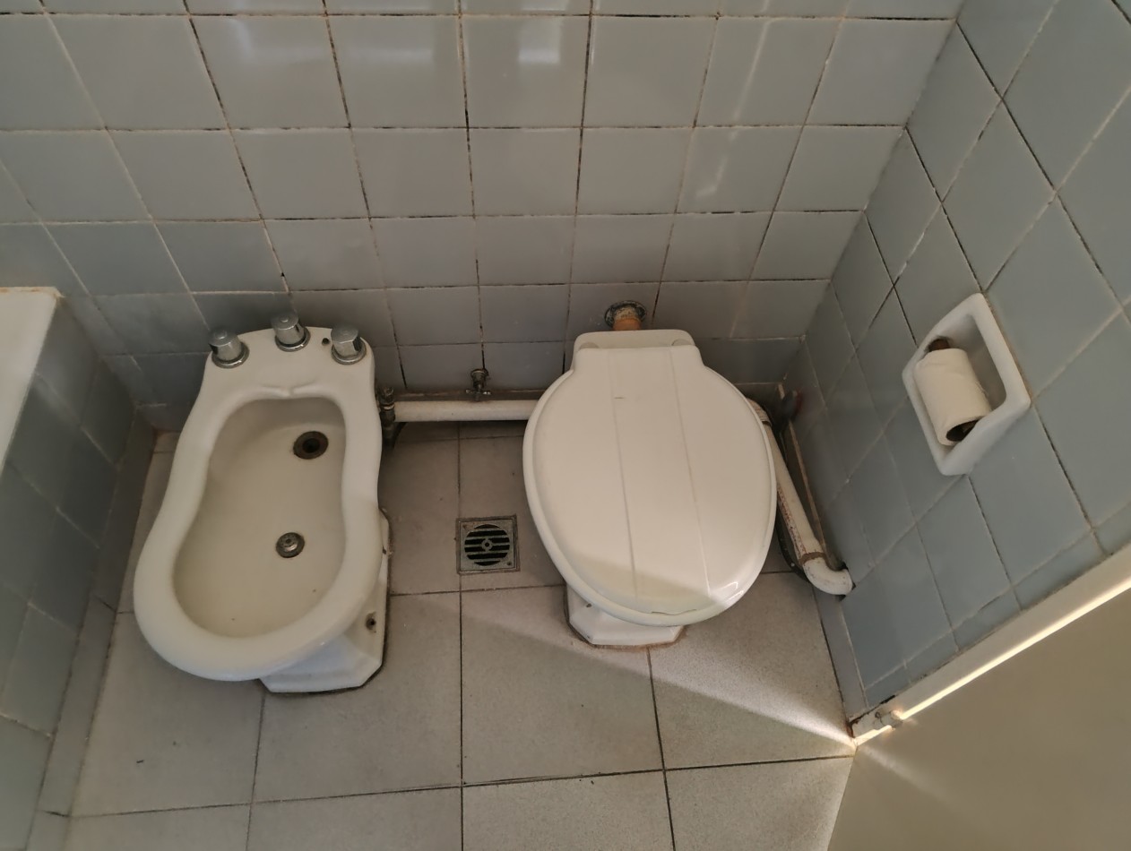 Departamento 2 amb y medio Contrafrente muy luminoso centro 