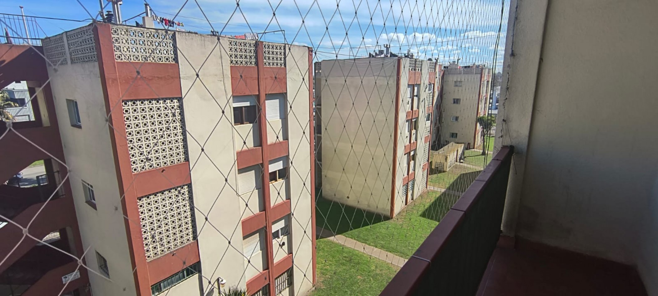 VENTA DEPARTAMENTO TRES AMBIENTES 