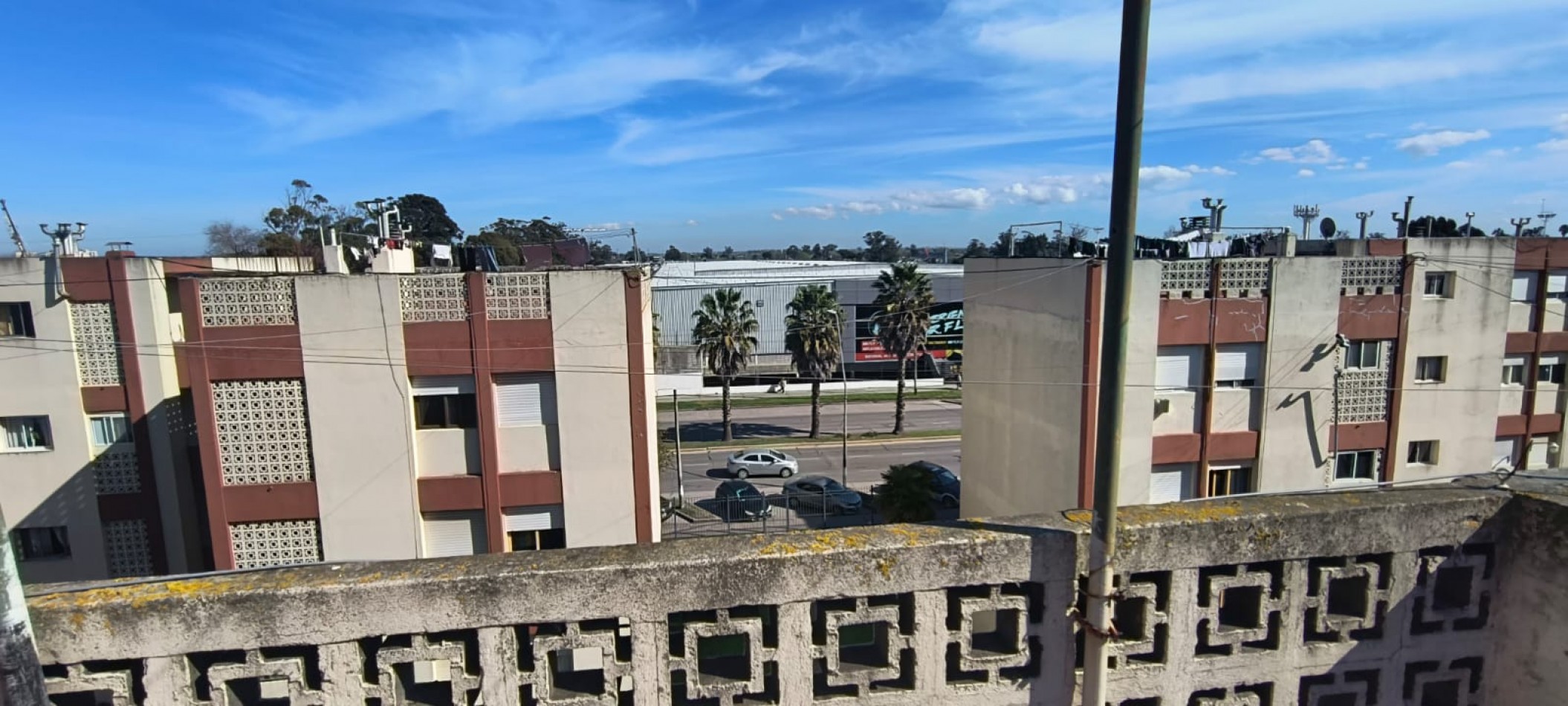 VENTA DEPARTAMENTO TRES AMBIENTES 