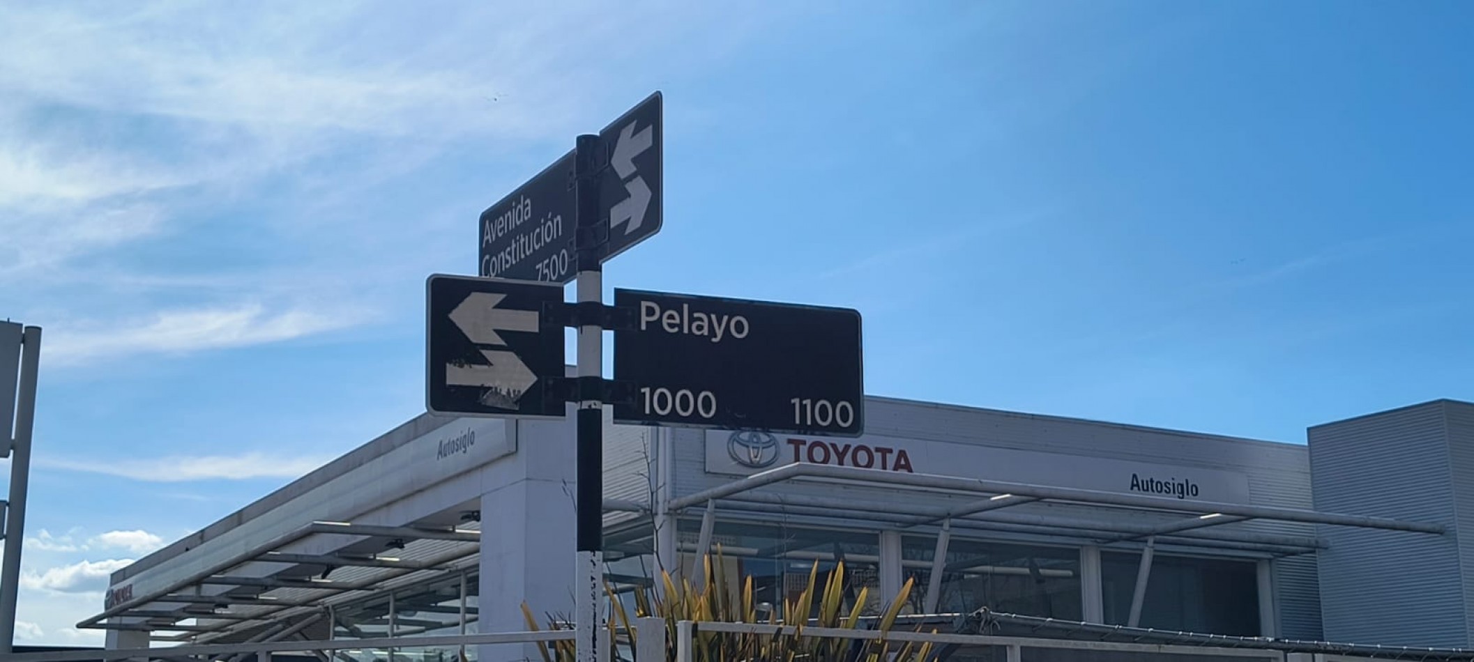 VENTA DEPARTAMENTO TRES AMBIENTES 