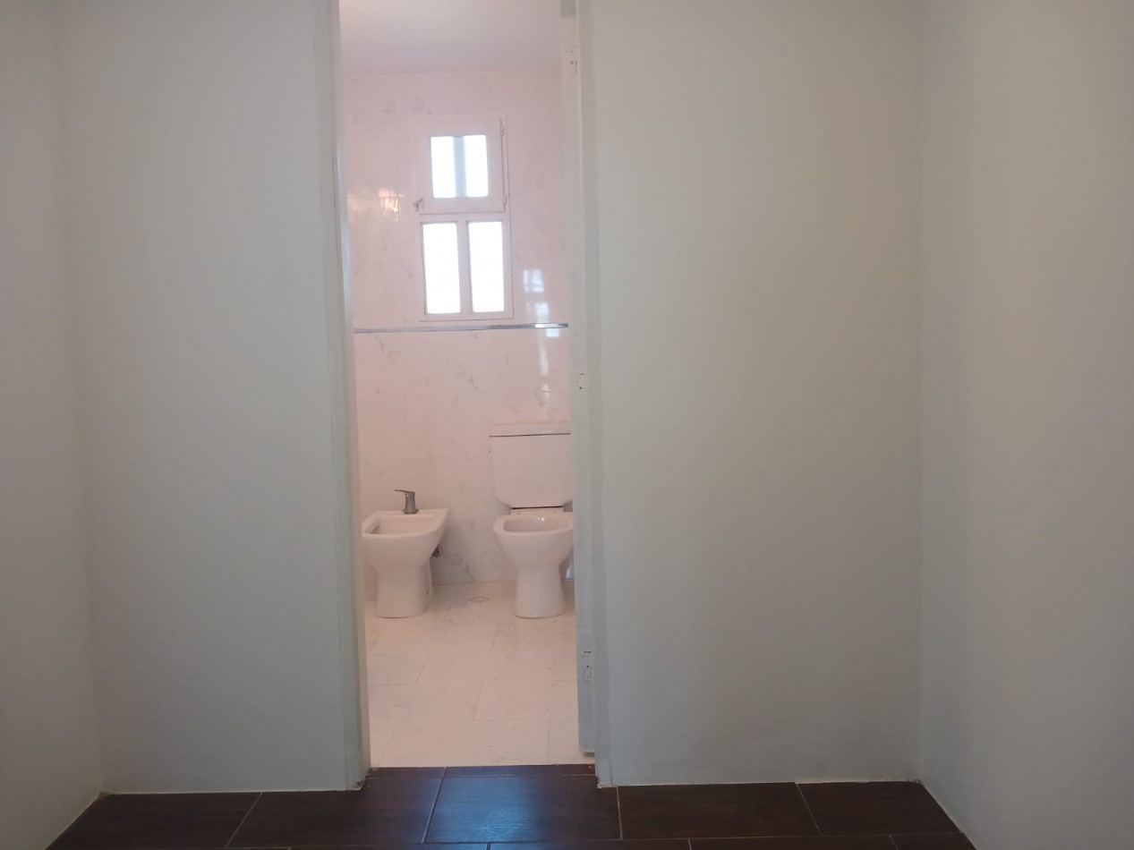 Venta casa 3 ambientes garaje y parque