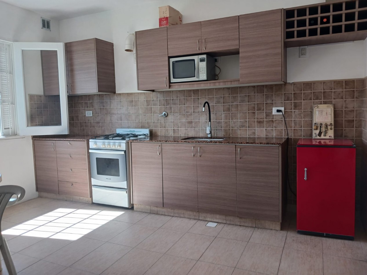 Venta casa 3 ambientes garaje y parque