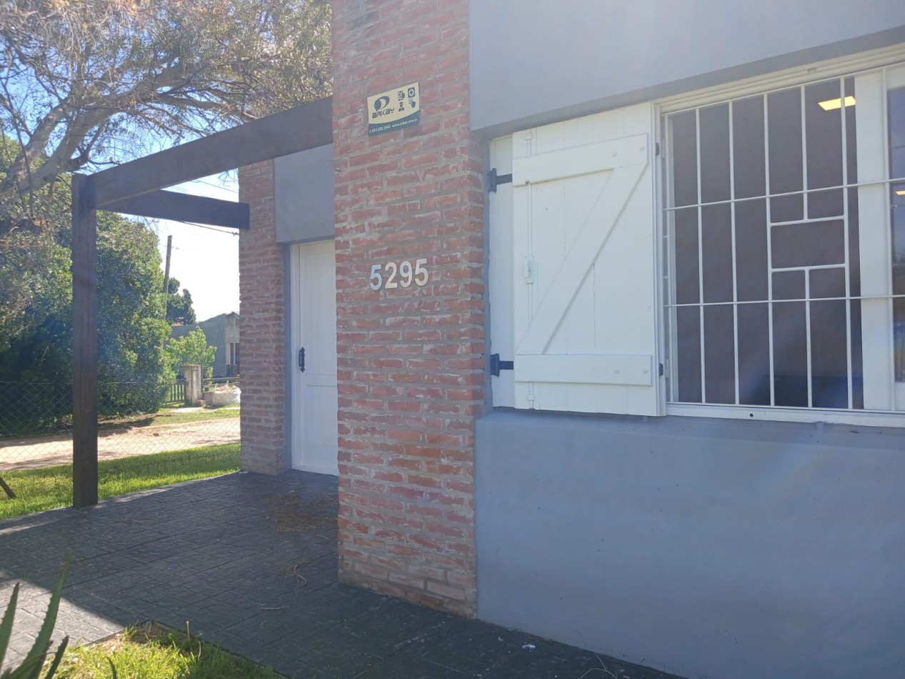 Venta casa 3 ambientes garaje y parque