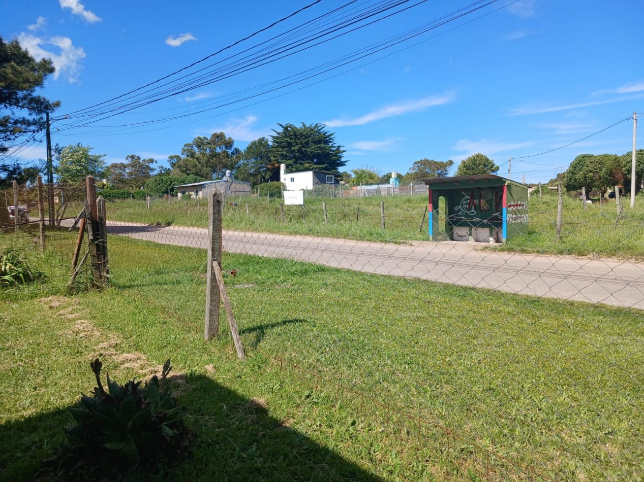 Venta casa 3 ambientes garaje y parque