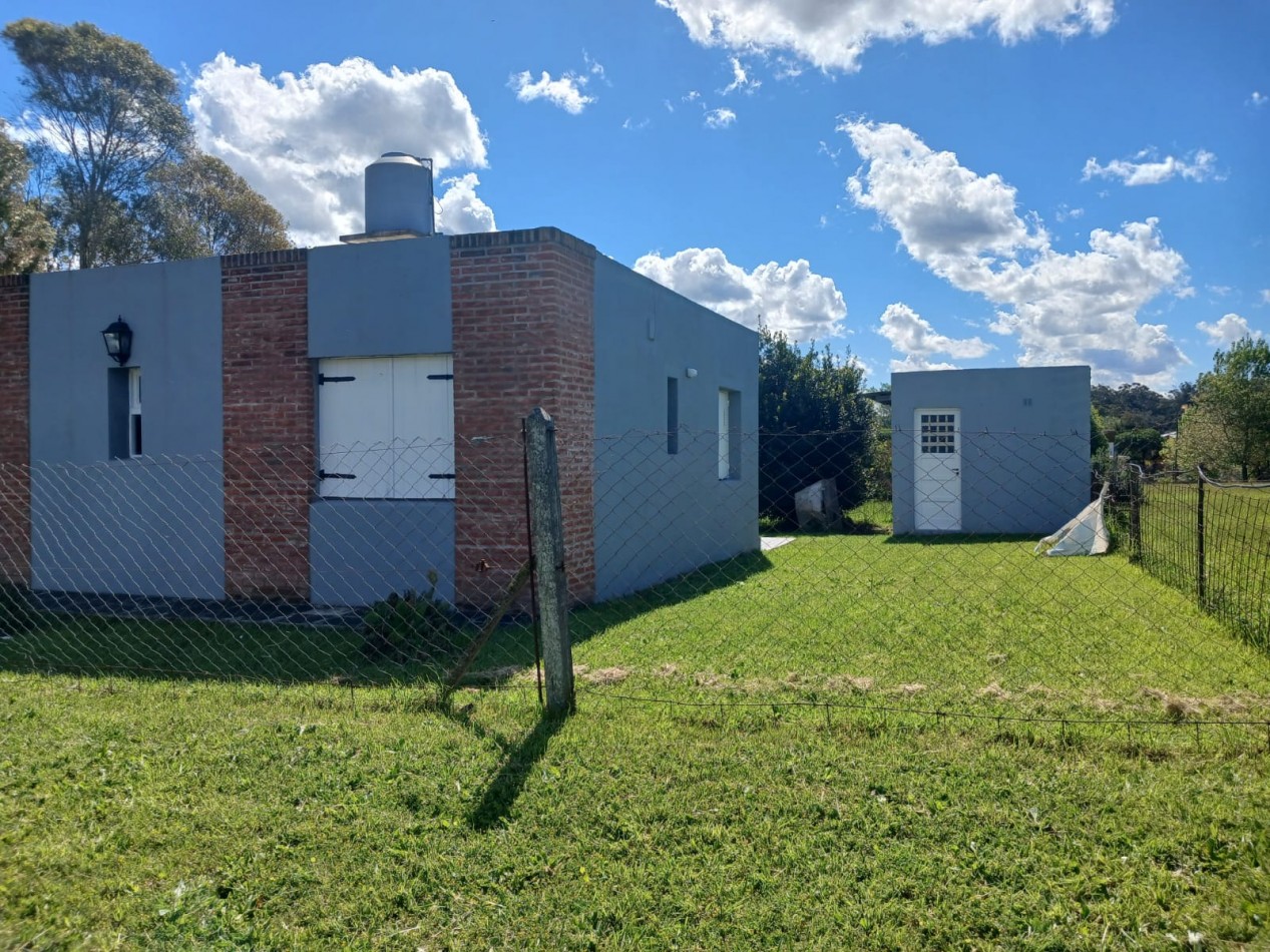 Venta casa 3 ambientes garaje y parque