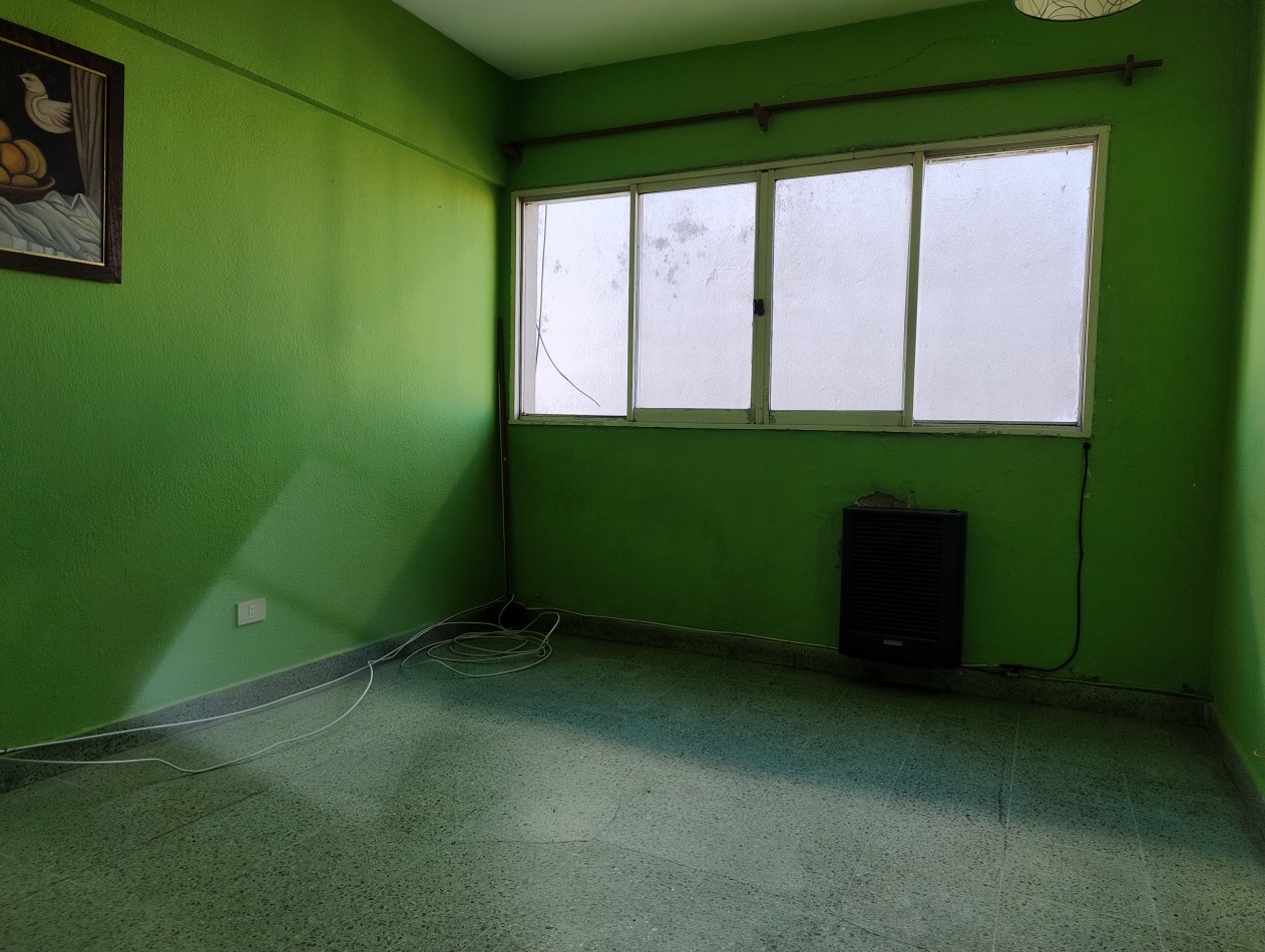 Departamento 2 amb y medio Contrafrente muy luminoso centro 