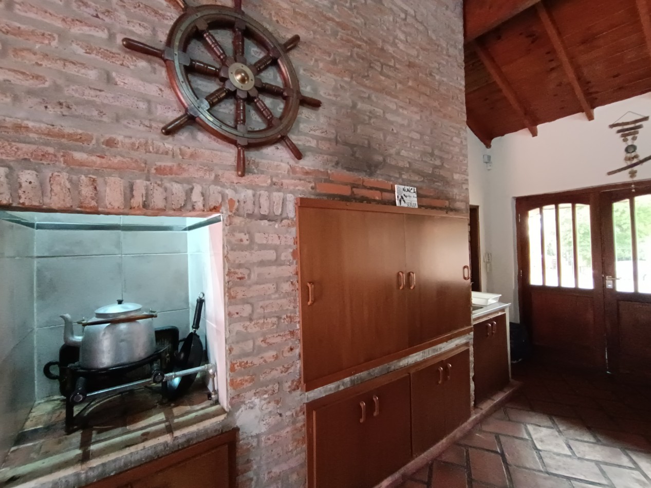 Casa 3 ambientes sobre dos lotes + departamento, cochera, quincho parque en Colinas de Peralta Ramos