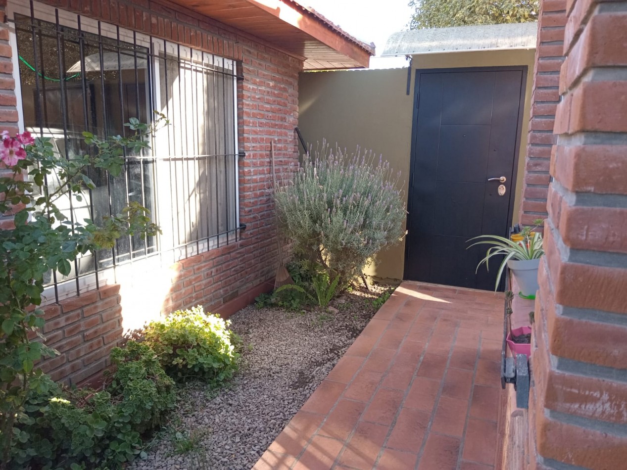 CASA 4 AMBIENTES BARRIO RESIDENCIAL MIRAMAR -APTO CREDITO