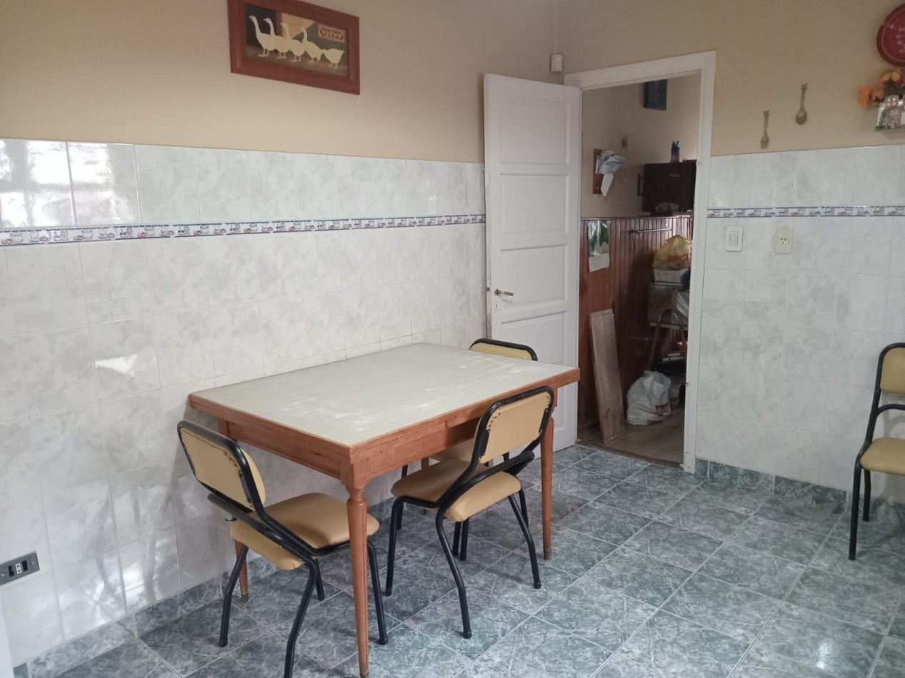 CASA 3 AMBIENTES CON DEPARTAMENTO Y QUINCHO