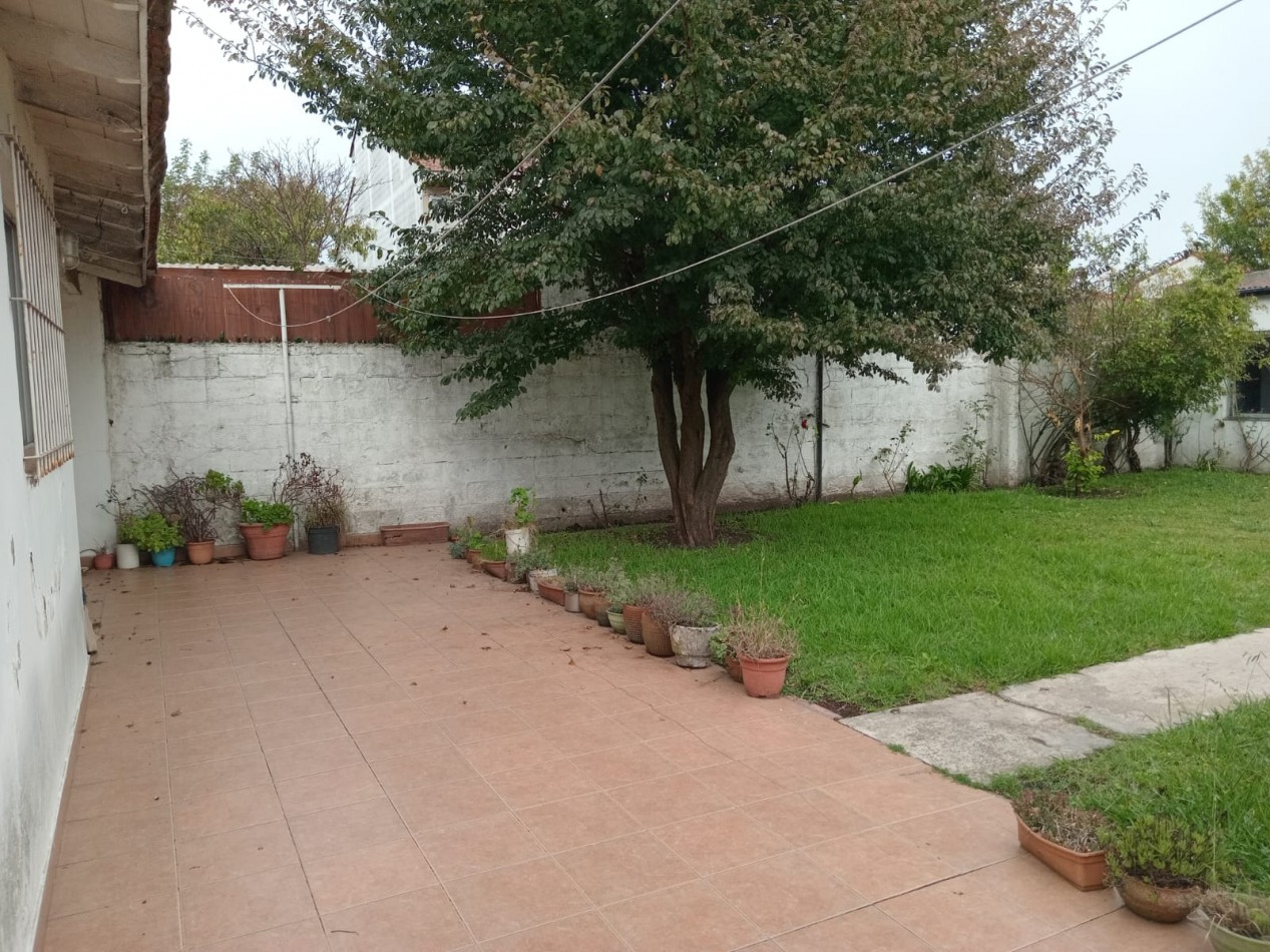 CASA 3 AMBIENTES CON DEPARTAMENTO Y QUINCHO