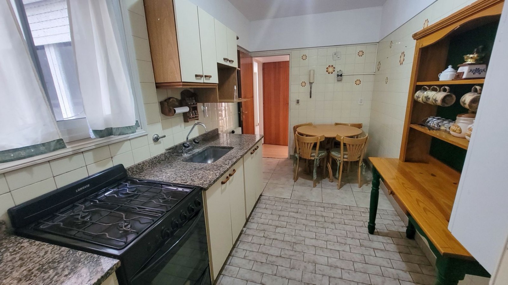 DEPARTAMENTO 3 AMBIENTES C/ BALCON + DEPENDECIA 