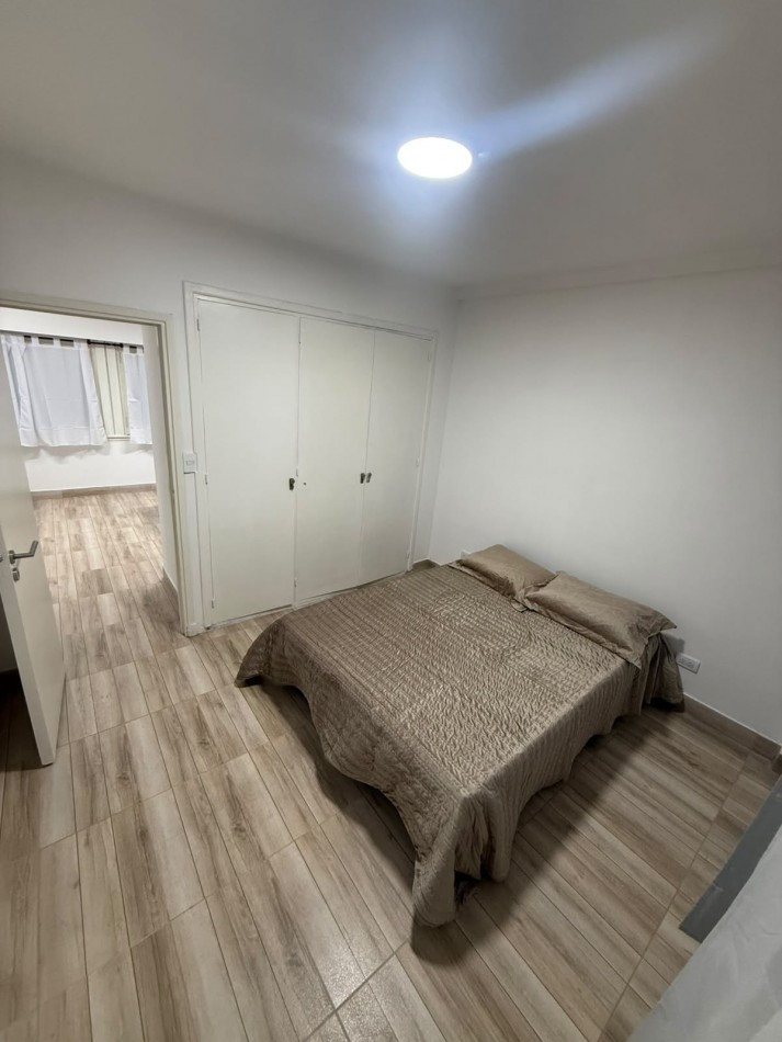 VENTA DEPARTAMENTO 2 AMBIENTES RECICLADO INVERTIDO CON BALCON A LA CALLE ZONA ALDREY
