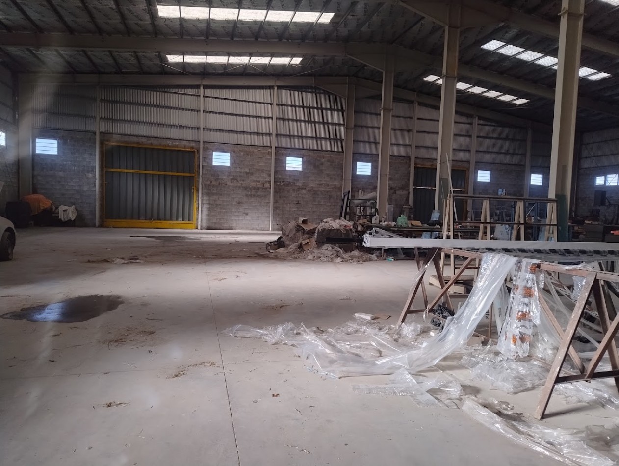 ALQUILER GALPON TIPO NAVE DE 875 METROS CUBIERTOS 