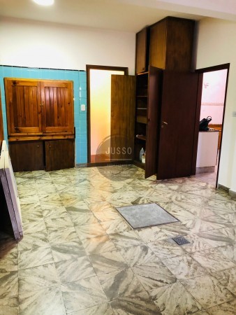 CASA 4 AMBIENTES VENTA TRES ARROYOS CENTRICA