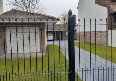 VENTA CASA 6 AMBIENTES -CAISAMAR -APTA 2 FAMILIAS-APTA CREDITO