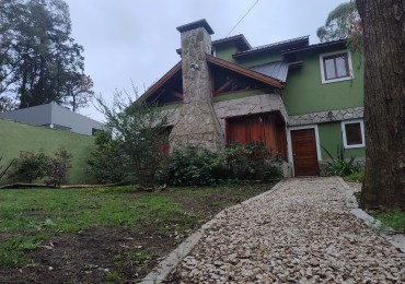 Casa 4 ambientes con pileta , Bosque Peralta Ramos 