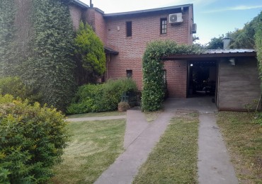 Casa 5 ambientes en sierras de los padres con piscina