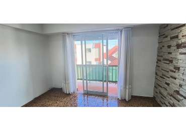 VENTA DEPARTAMENTO TRES AMBIENTES 