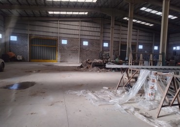 ALQUILER GALPON TIPO NAVE DE 875 METROS CUBIERTOS 