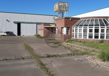 PREDIO EN EL PARQUE INDUSTRIAL FABRICA OFICINAS